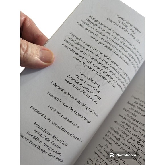 The Wonderland Woes Addie J King Paperback Signed Musa Publishing Allie Rabbit - Picture 4 of 5
